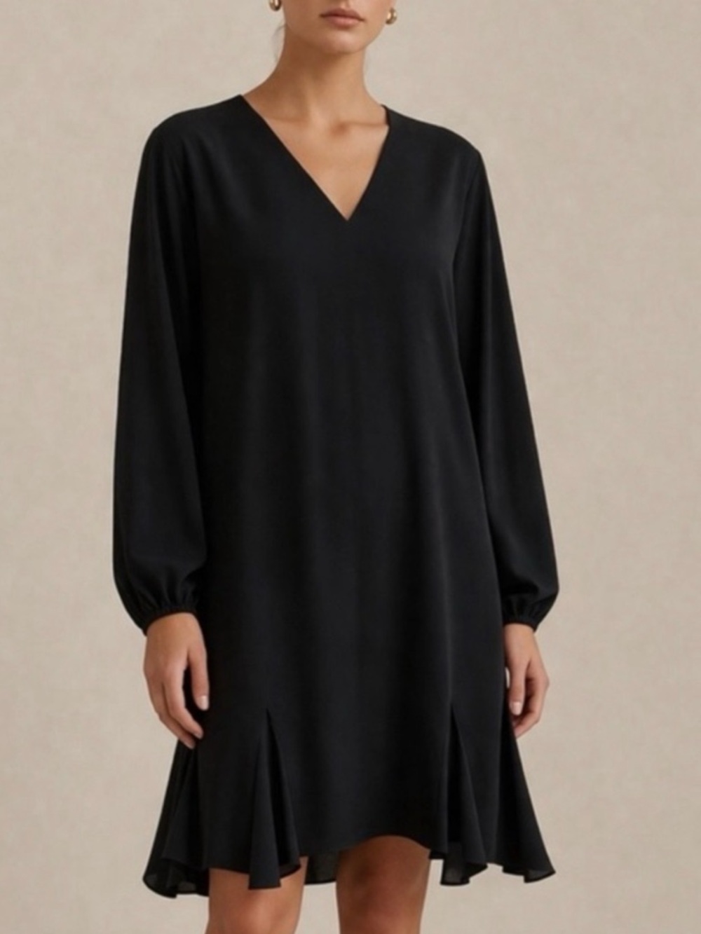 THEORY Womens V Neck Godet Dr Solid Black Size L Silk Dress
K1102607